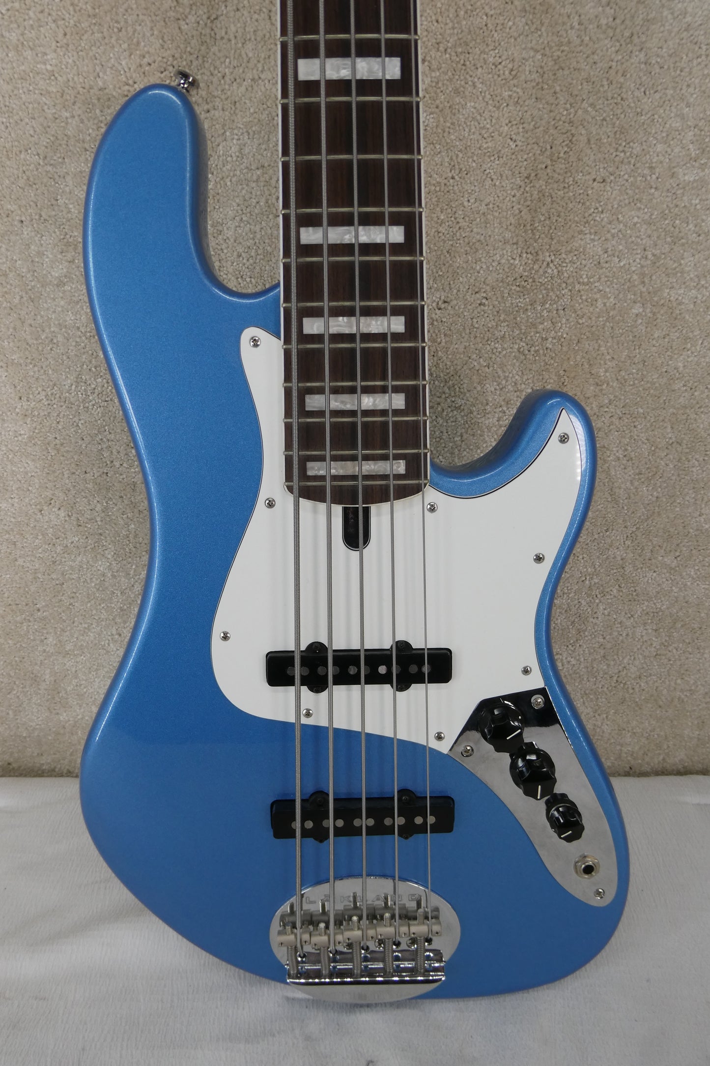 Lakland Skyline 5String LPBlue 2005 w/HSC USED