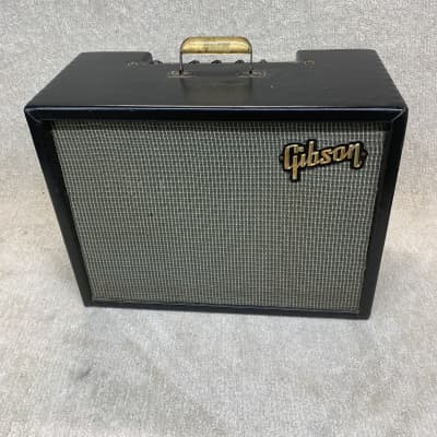 Gibson  Discovery Tremelo Black Vinyl Covered