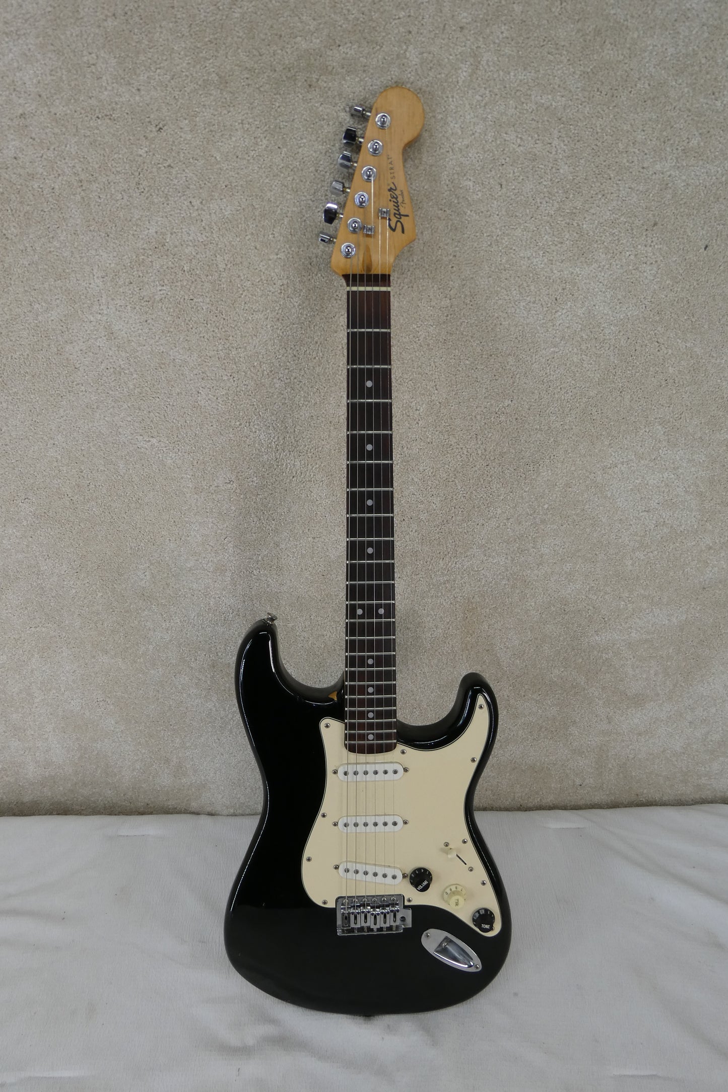 Squier Stratocaster - Black