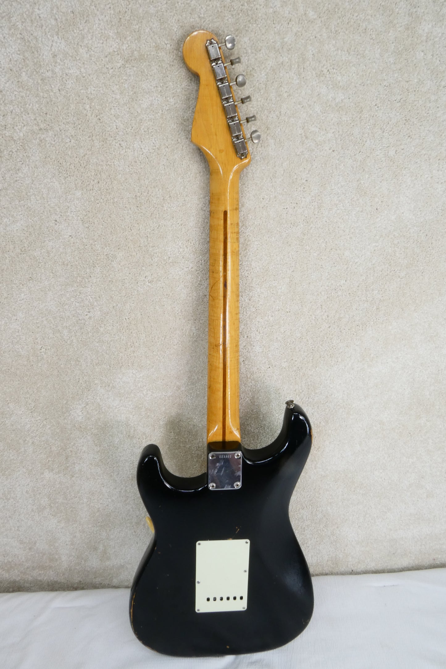 Fender  Stratocaster 1958 - Black Krylon  Newer Tweed Hardshell Case