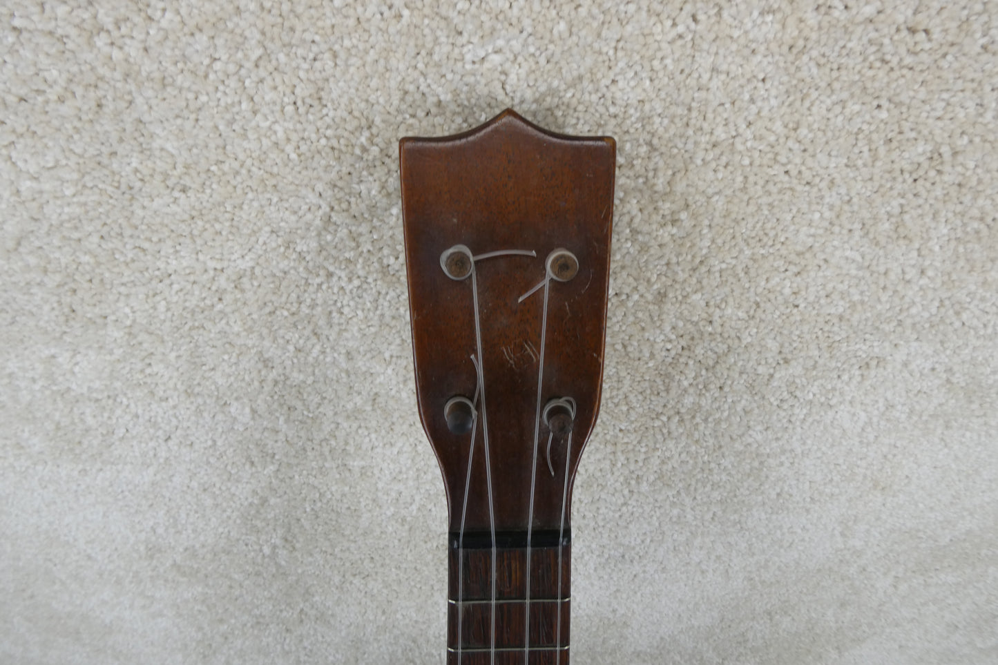 Martin SOPRANO UKE w/ Blk FRICTION PEGS