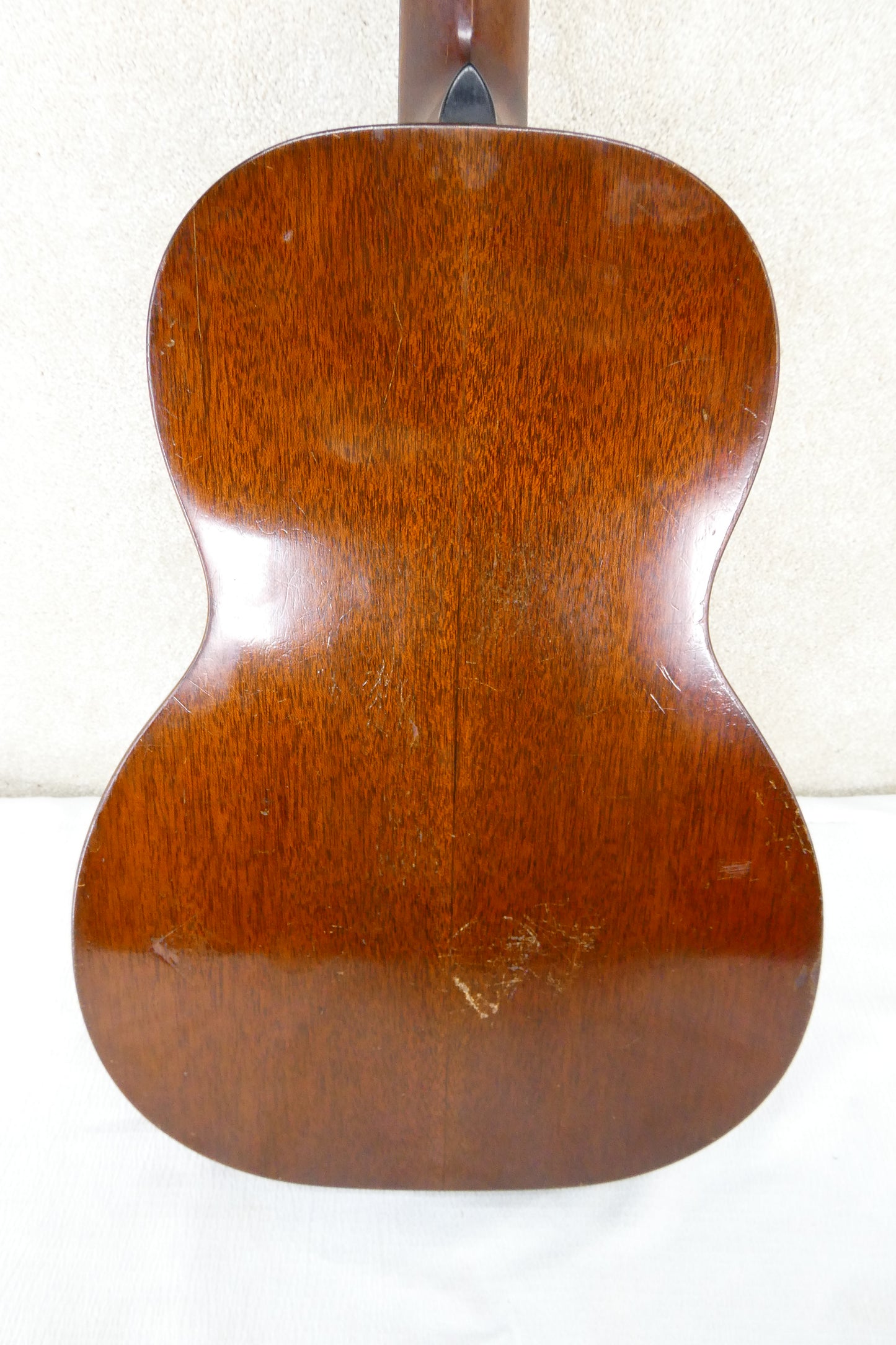Martin 00-18 1931 with Newer Martin Hardshell case