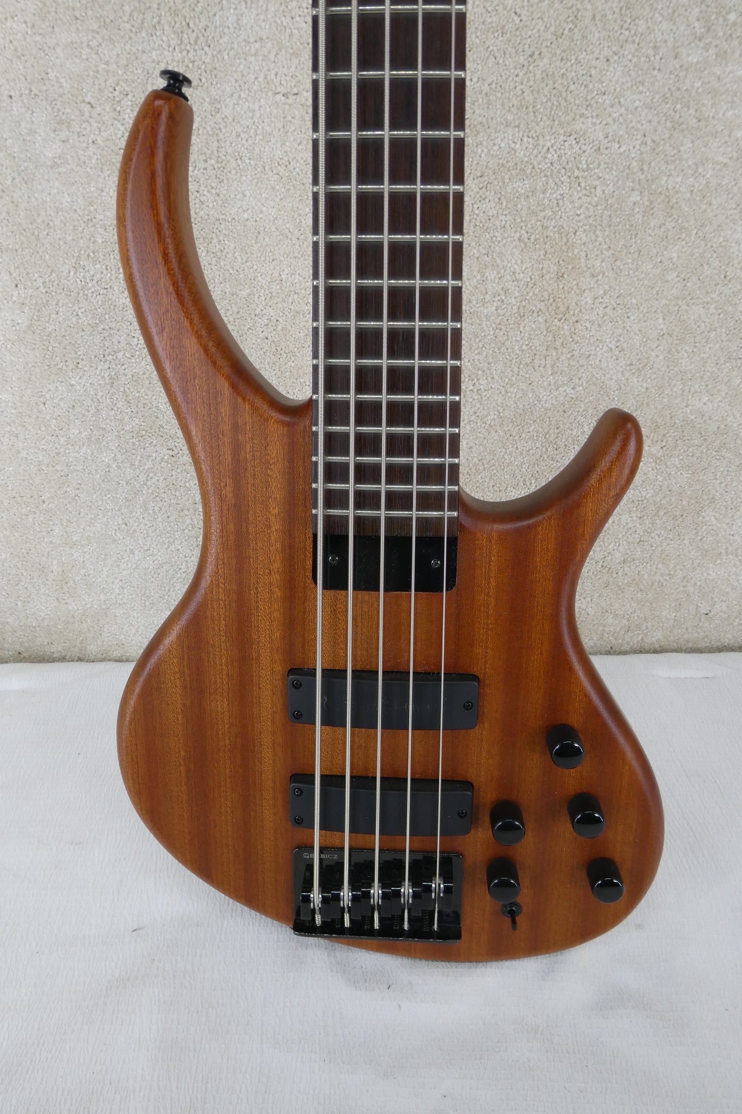 Tobias Killer B V 2025 - Present - Satin Natural