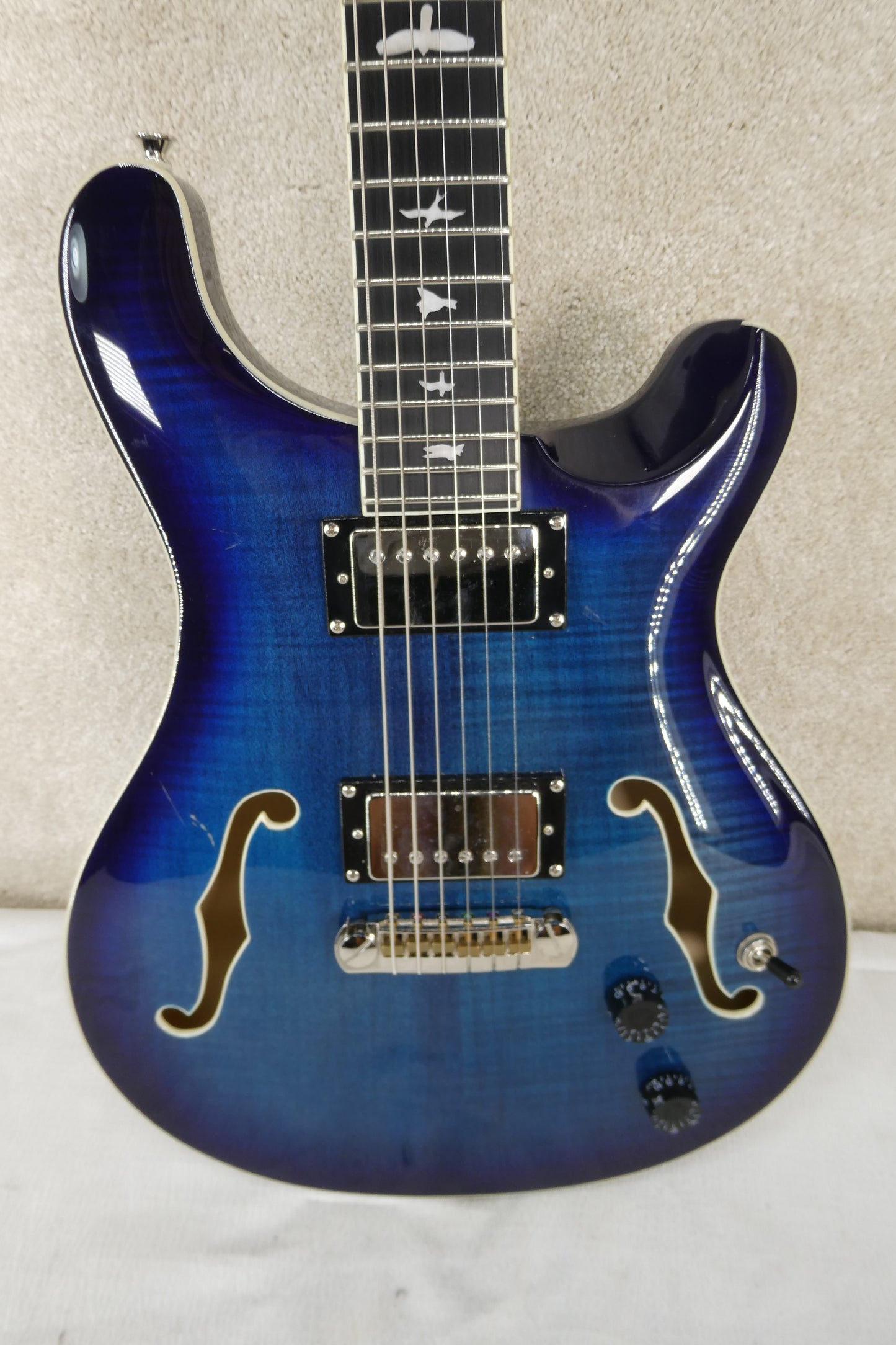PRS SE  Hollowbody Blue Burst With HSC