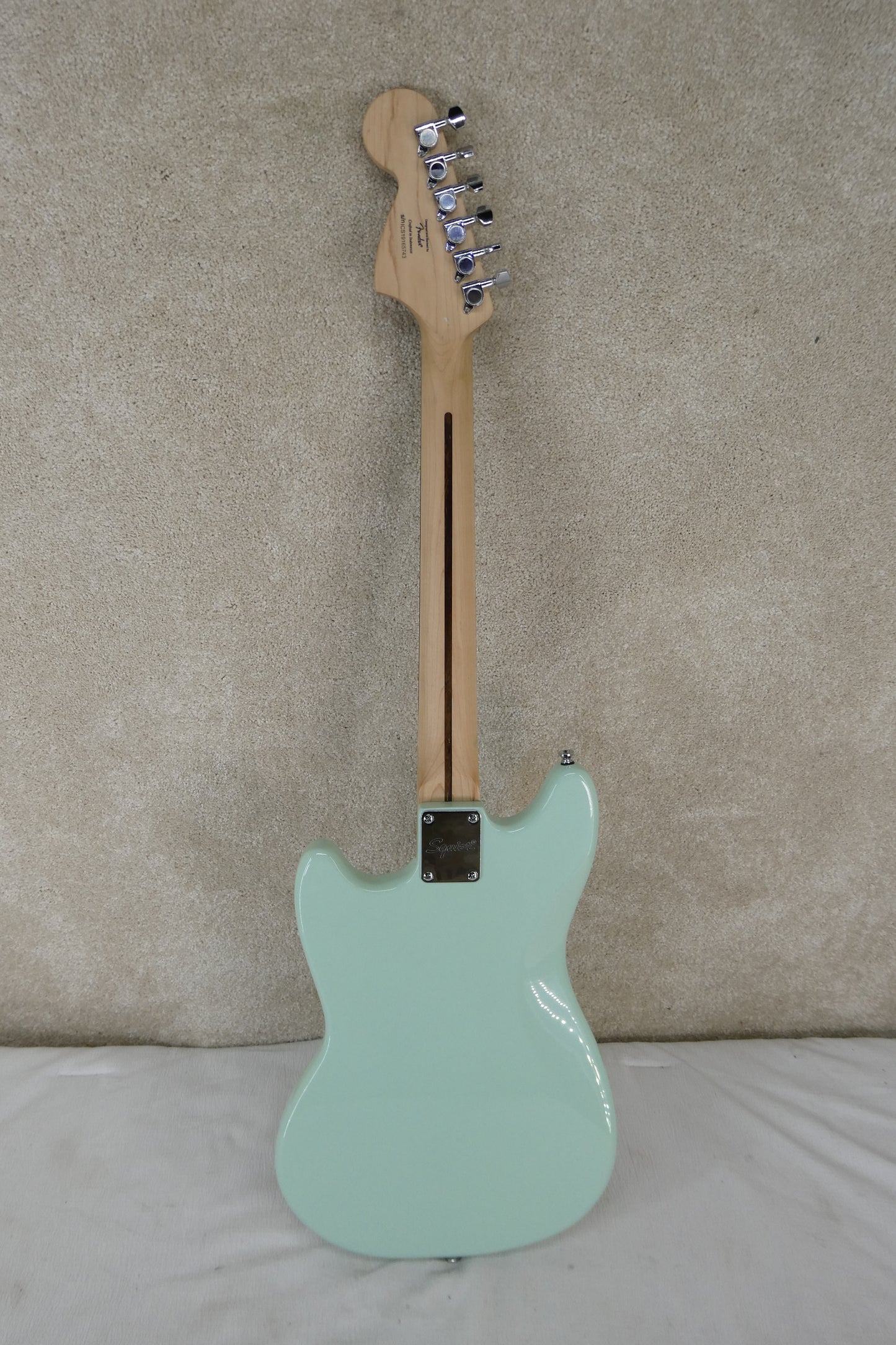Squier Mustang Surf Green a great starter or punk rock player !
