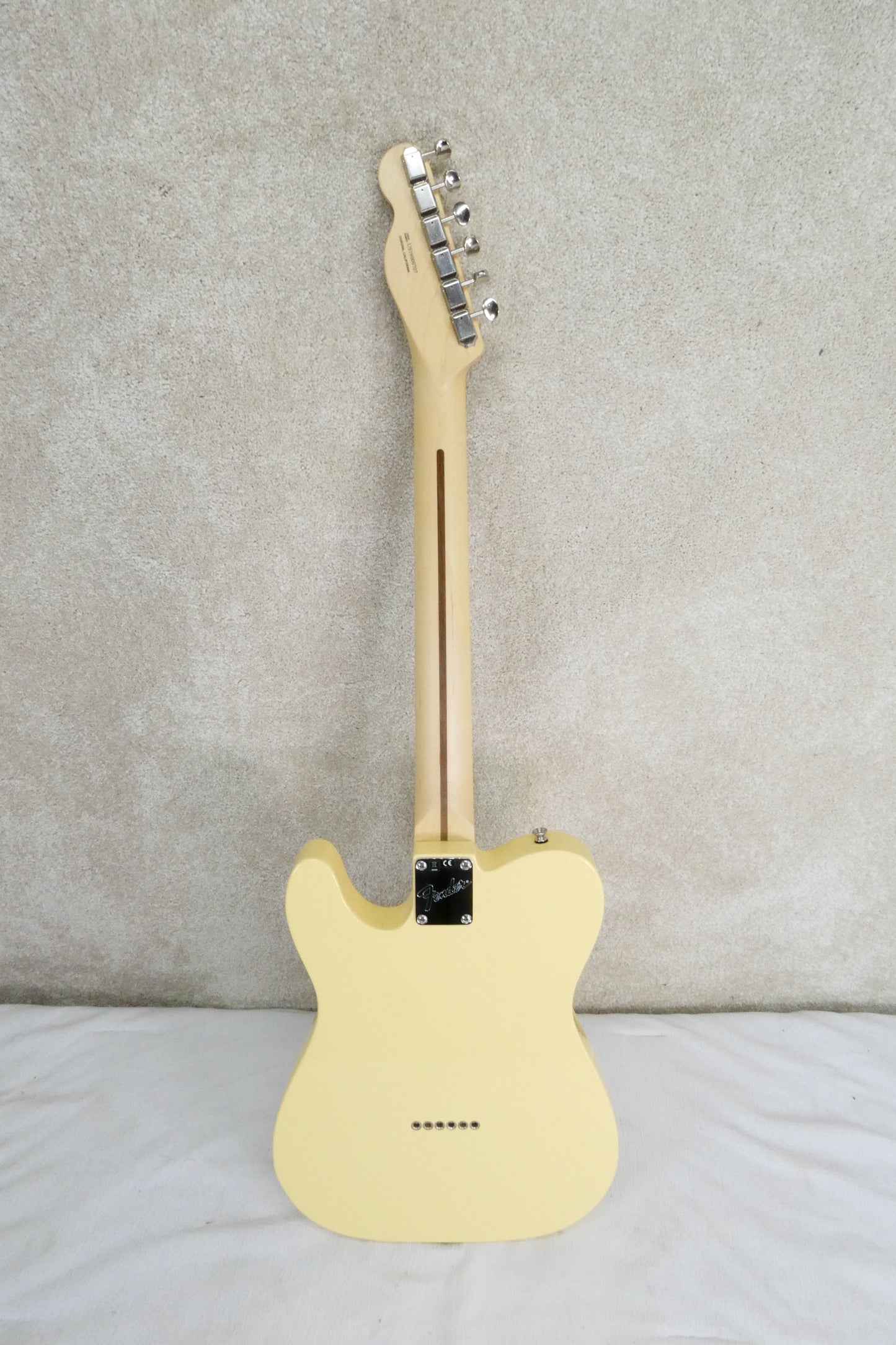 Fender Telecaster 2019 Vintage White W/OHSC The only tele you need !