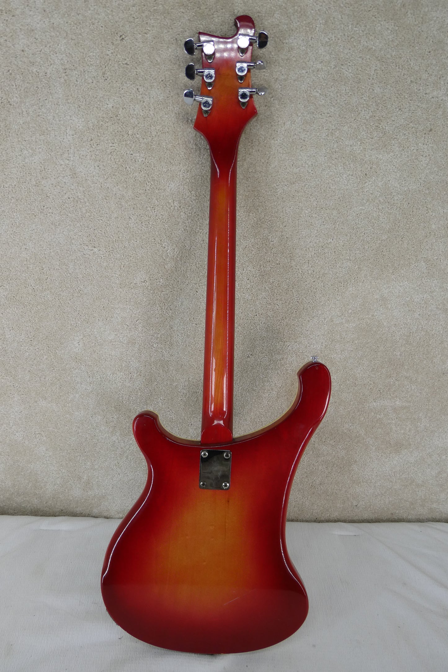 Rickenbacker 481 Slant Fret with OHSC