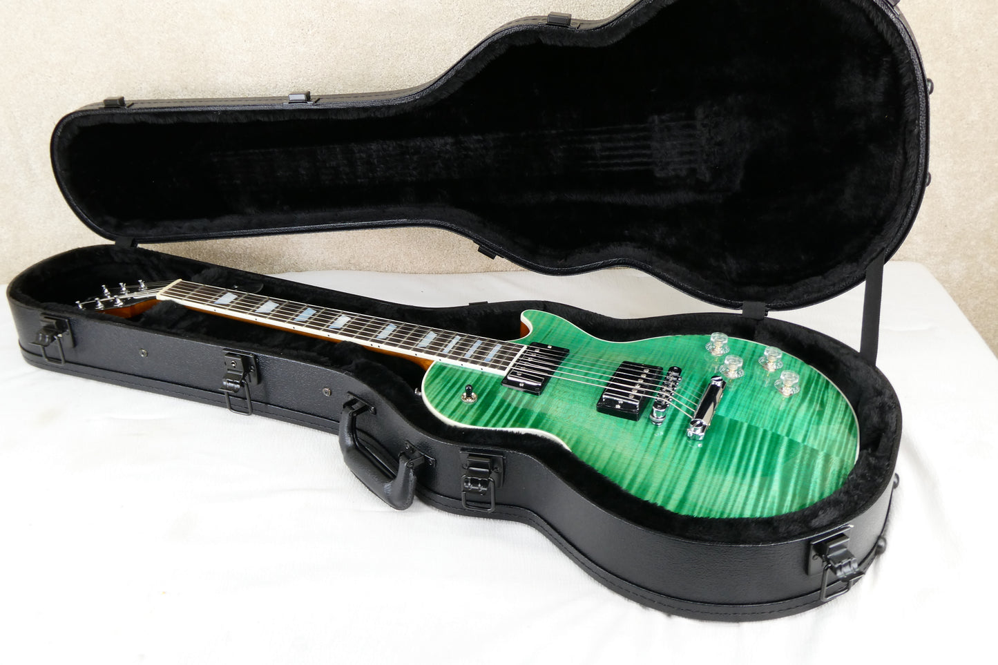 Gibson Les Paul Sea Foam Green  W/OHSC 2024