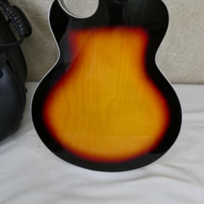 Zuwei Jazz Box Guitar 2022 - Sunburst