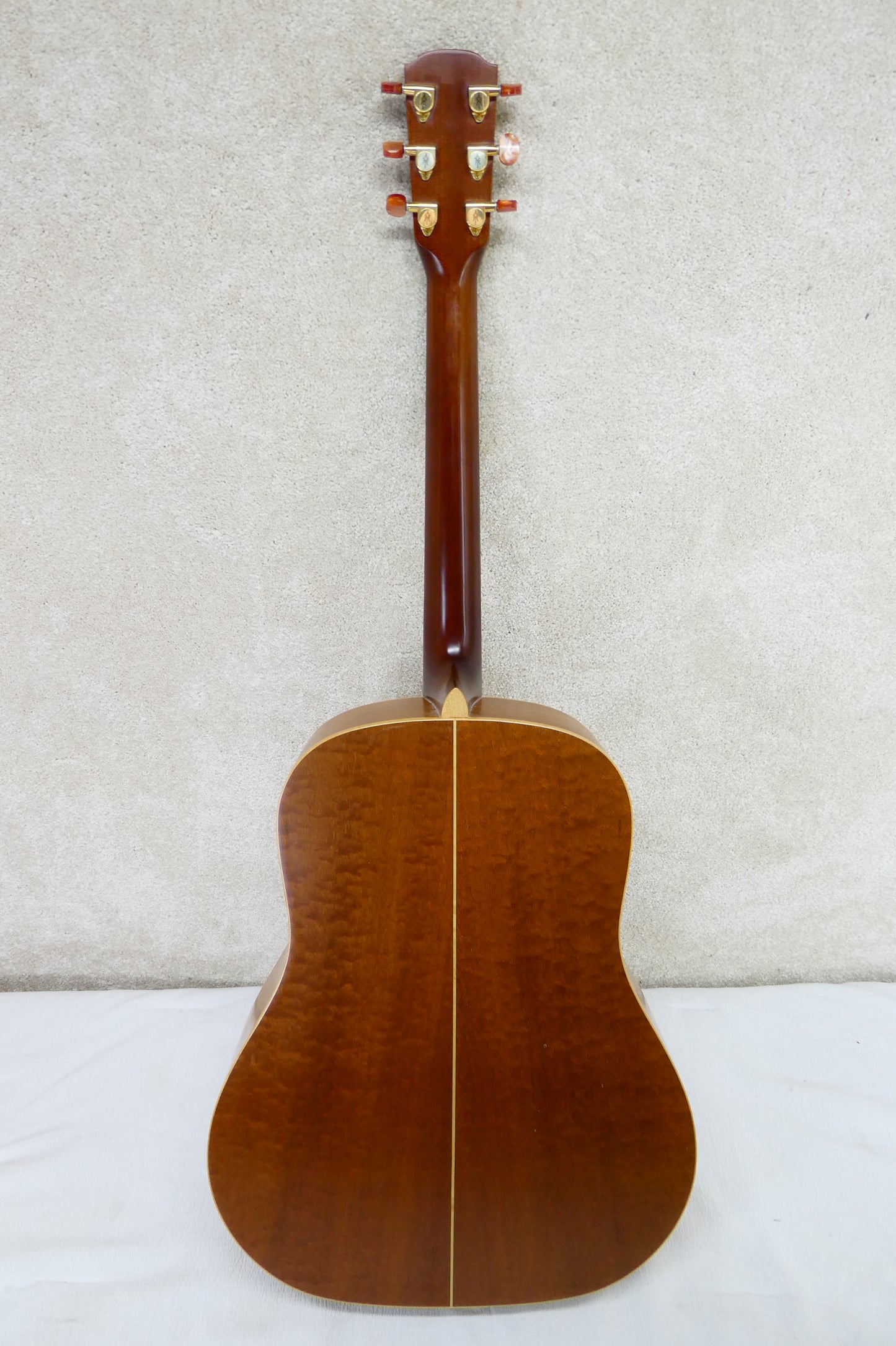 Alvarez Yairi DY-61 w/OHSC