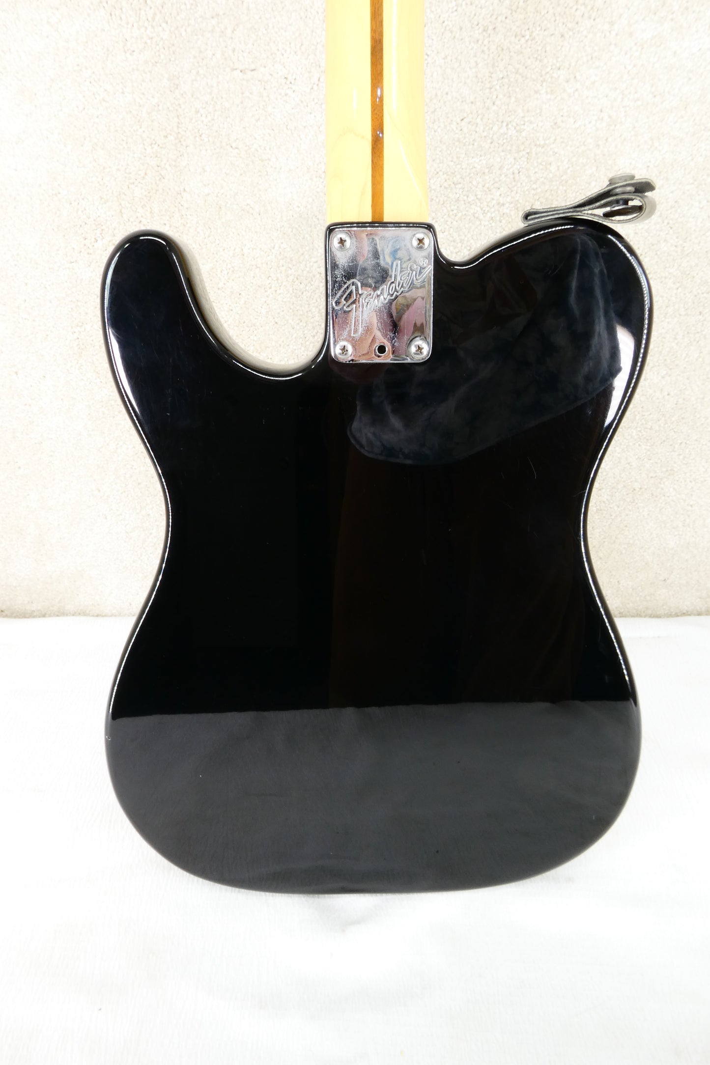 Fender Telecaster 1983 with OHSC Top Load Bridge