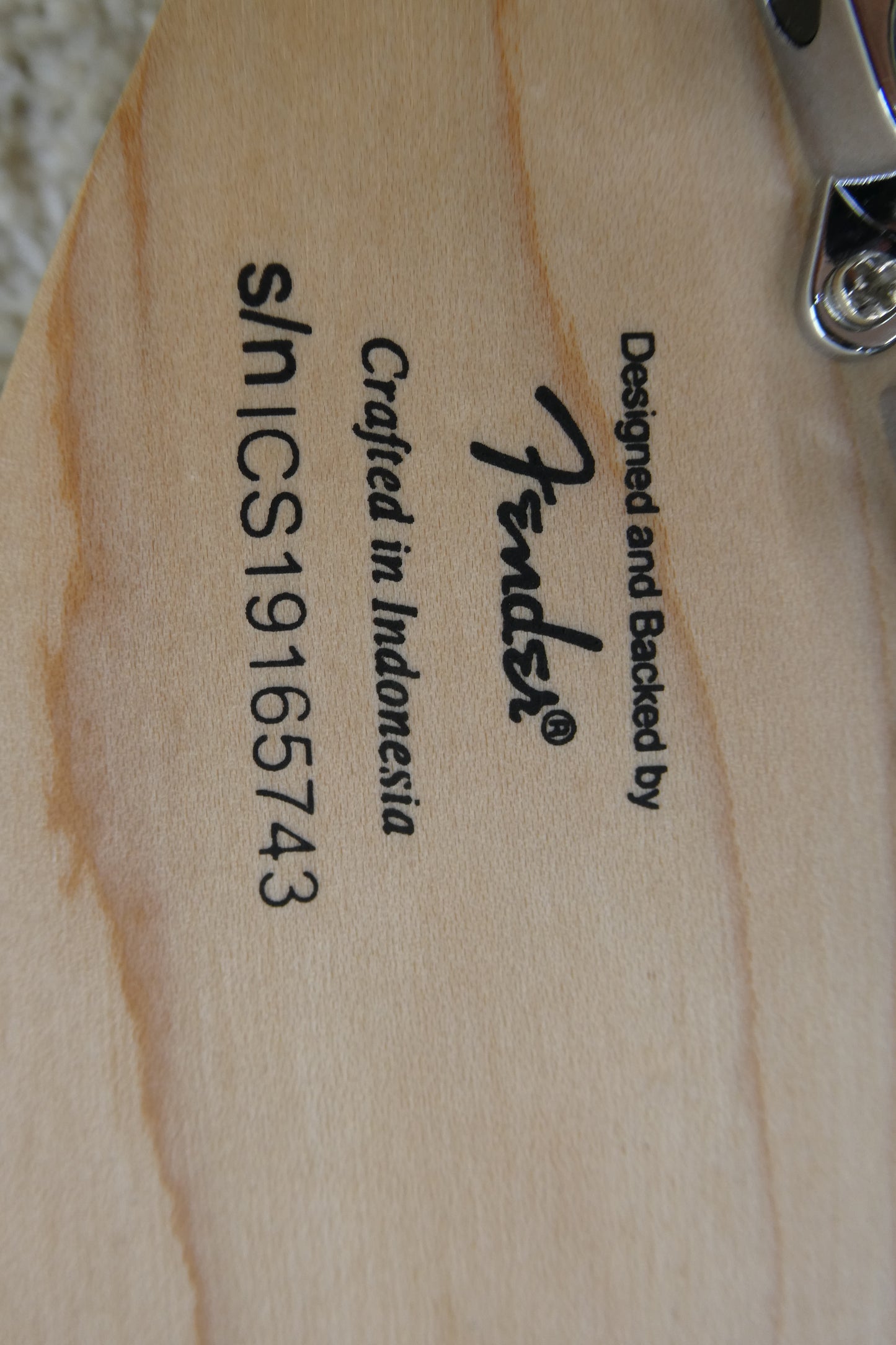 Squier Mustang Surf Green a great starter or punk rock player !