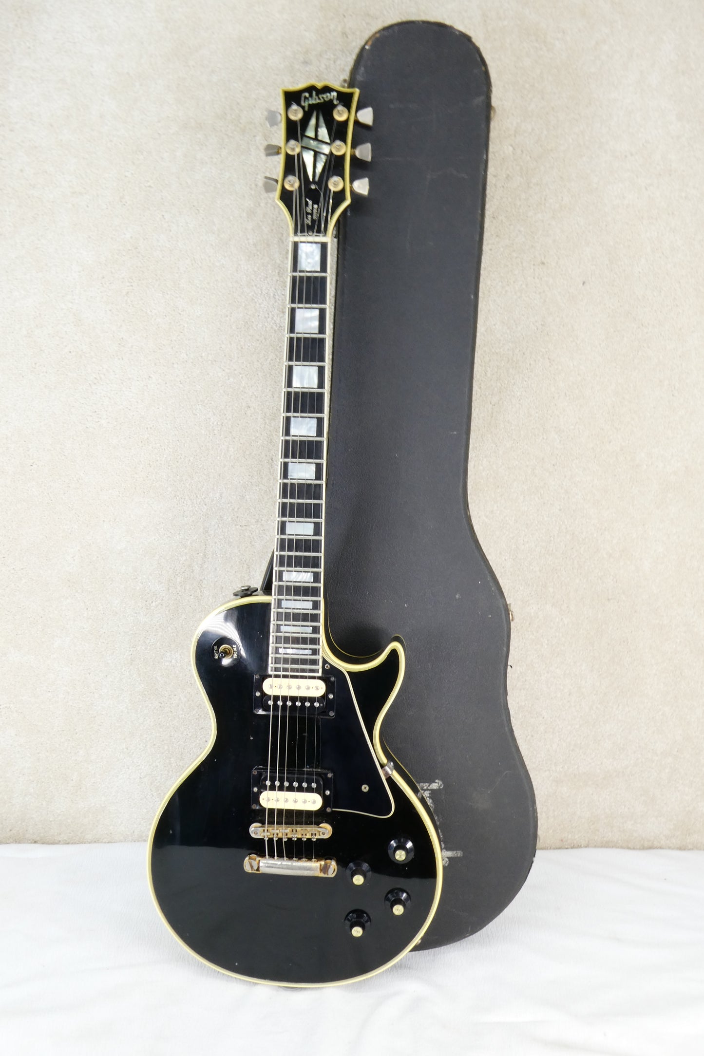Gibson Les Paul Custom Ebony Black W/Lollar Imperial pickups OHSC