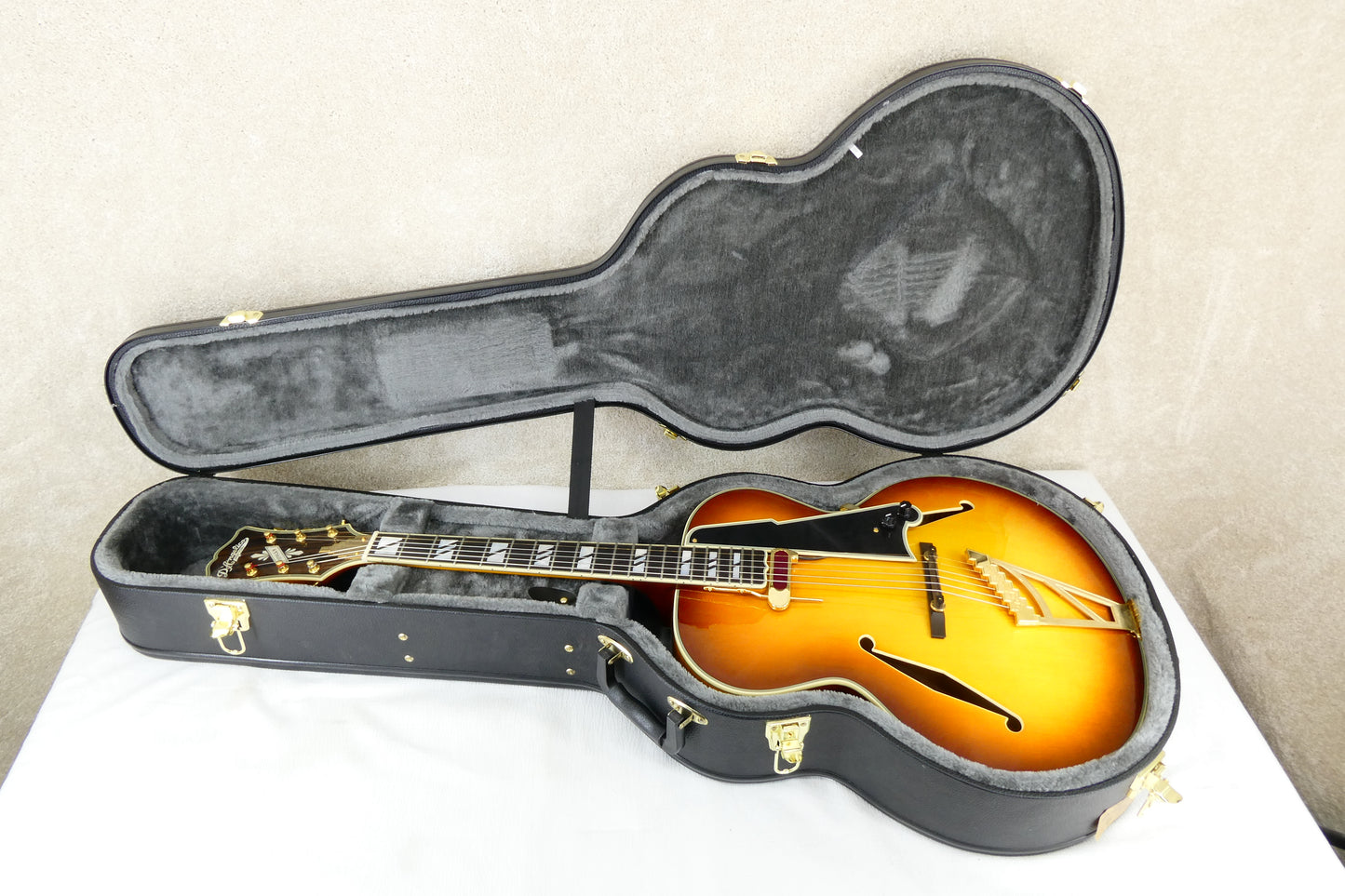 D'Angelico Excel Style B 2021 - Present - Amber