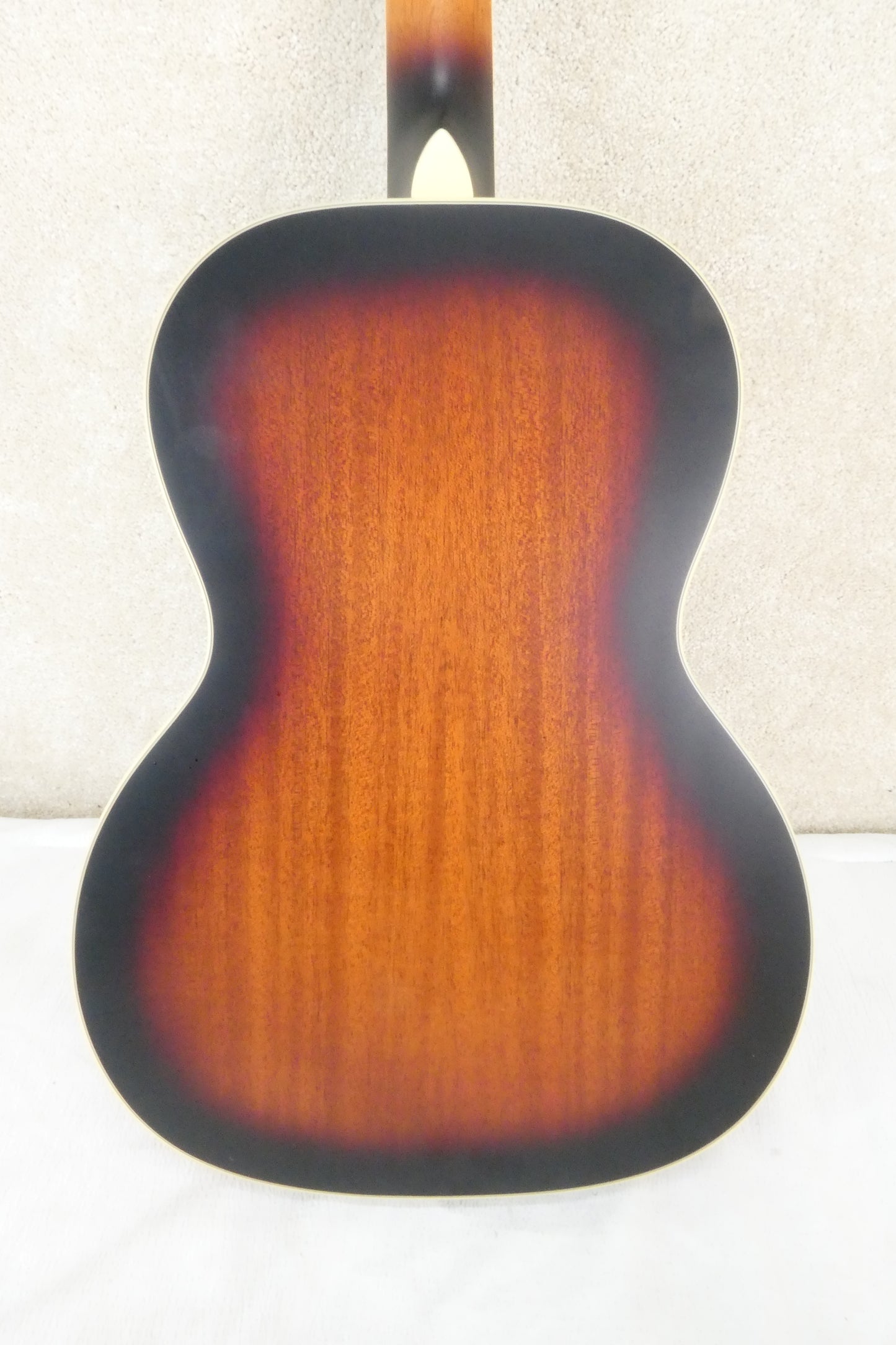 Gretsch G9240 Alligator Rd Neck Resonator