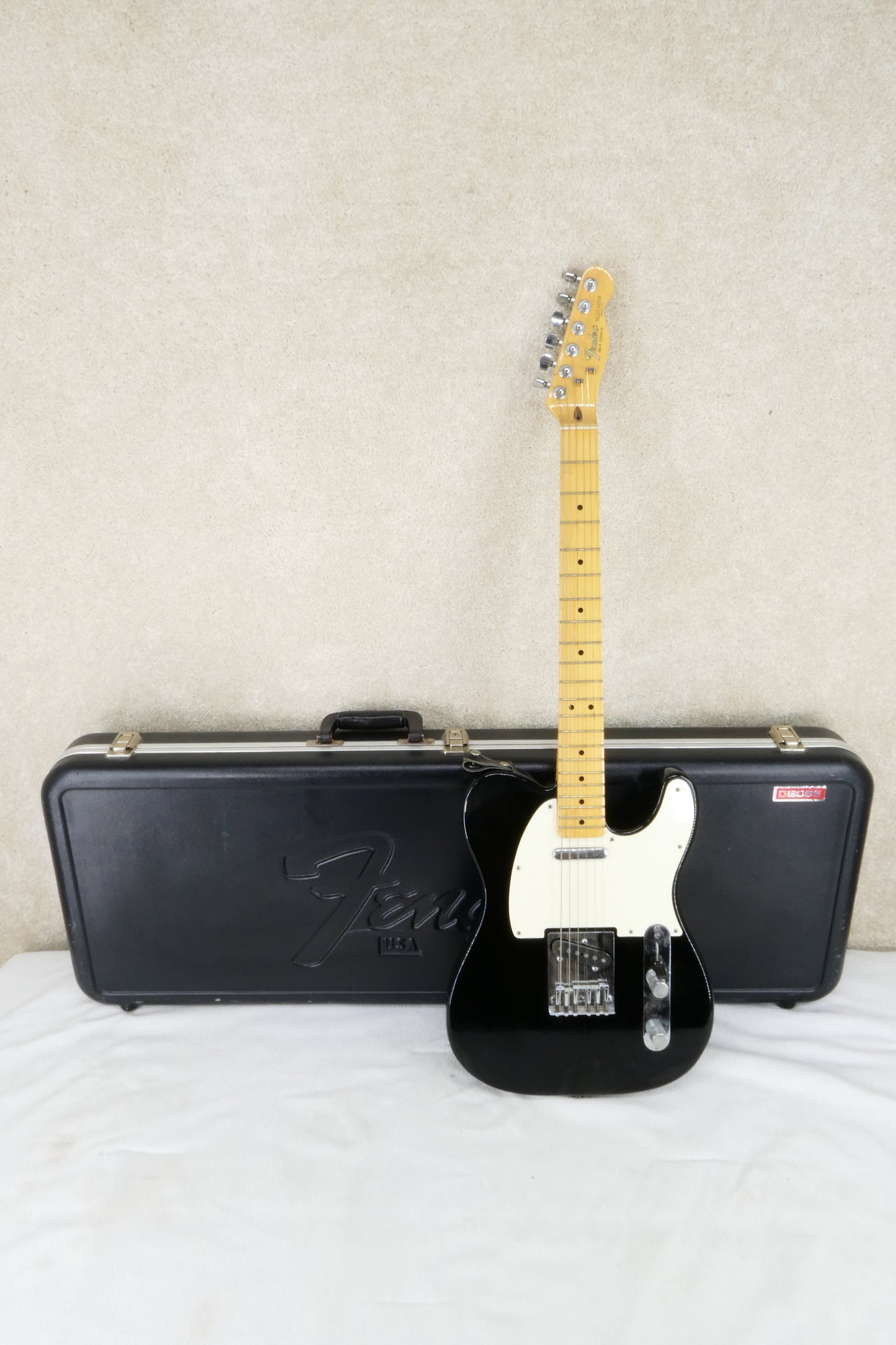 Fender Telecaster 1983 with OHSC Top Load Bridge