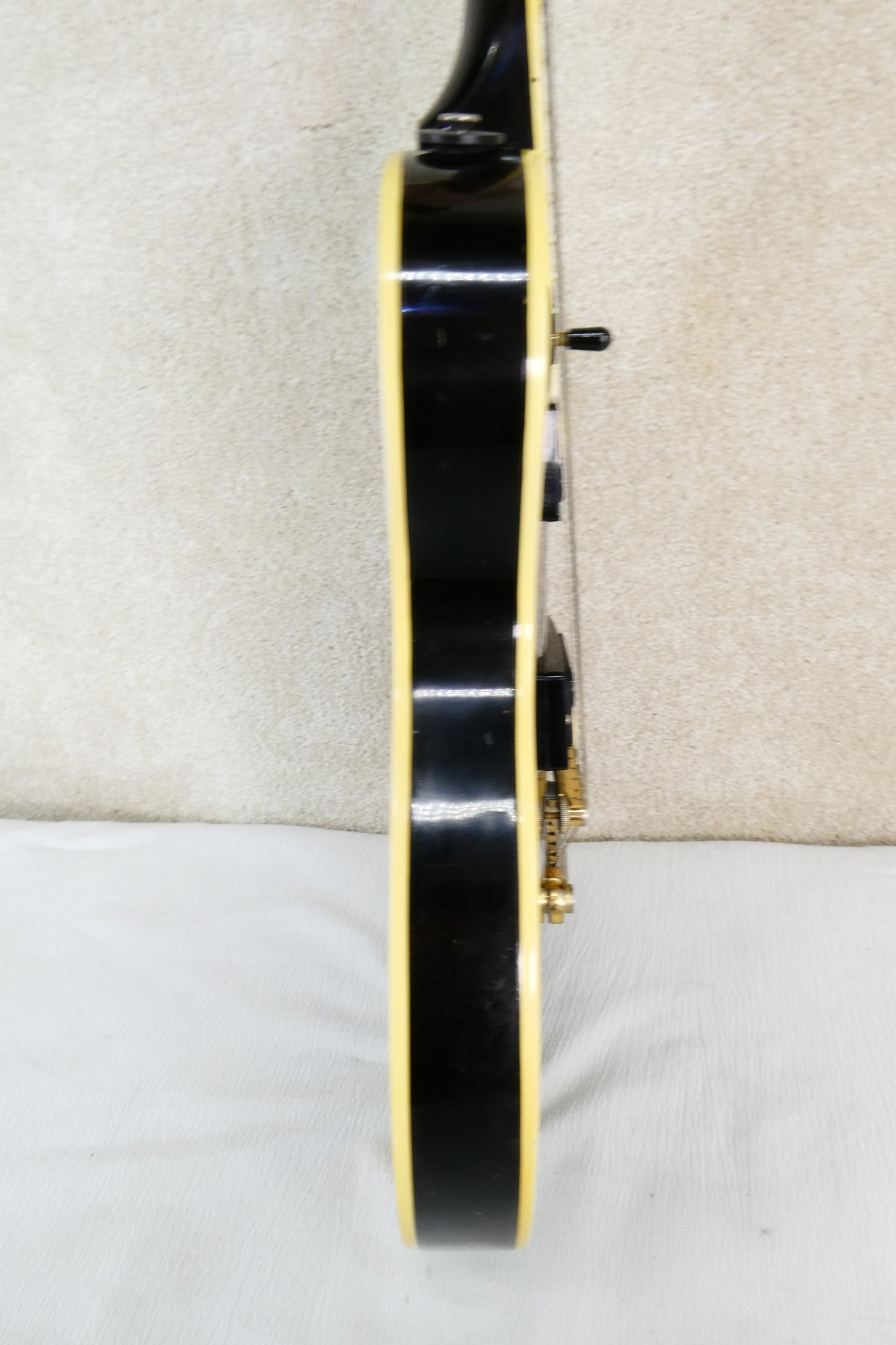 Gibson Les Paul Custom Ebony Black W/Lollar Imperial pickups OHSC