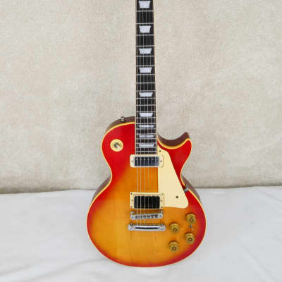 Gibson  Les Paul Deluxe  1979 - Cherry Sunburst