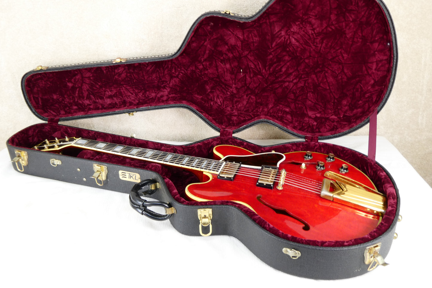 Gibson  ES 355  1962-63 - Cherry Red Trans w/TKL HSC