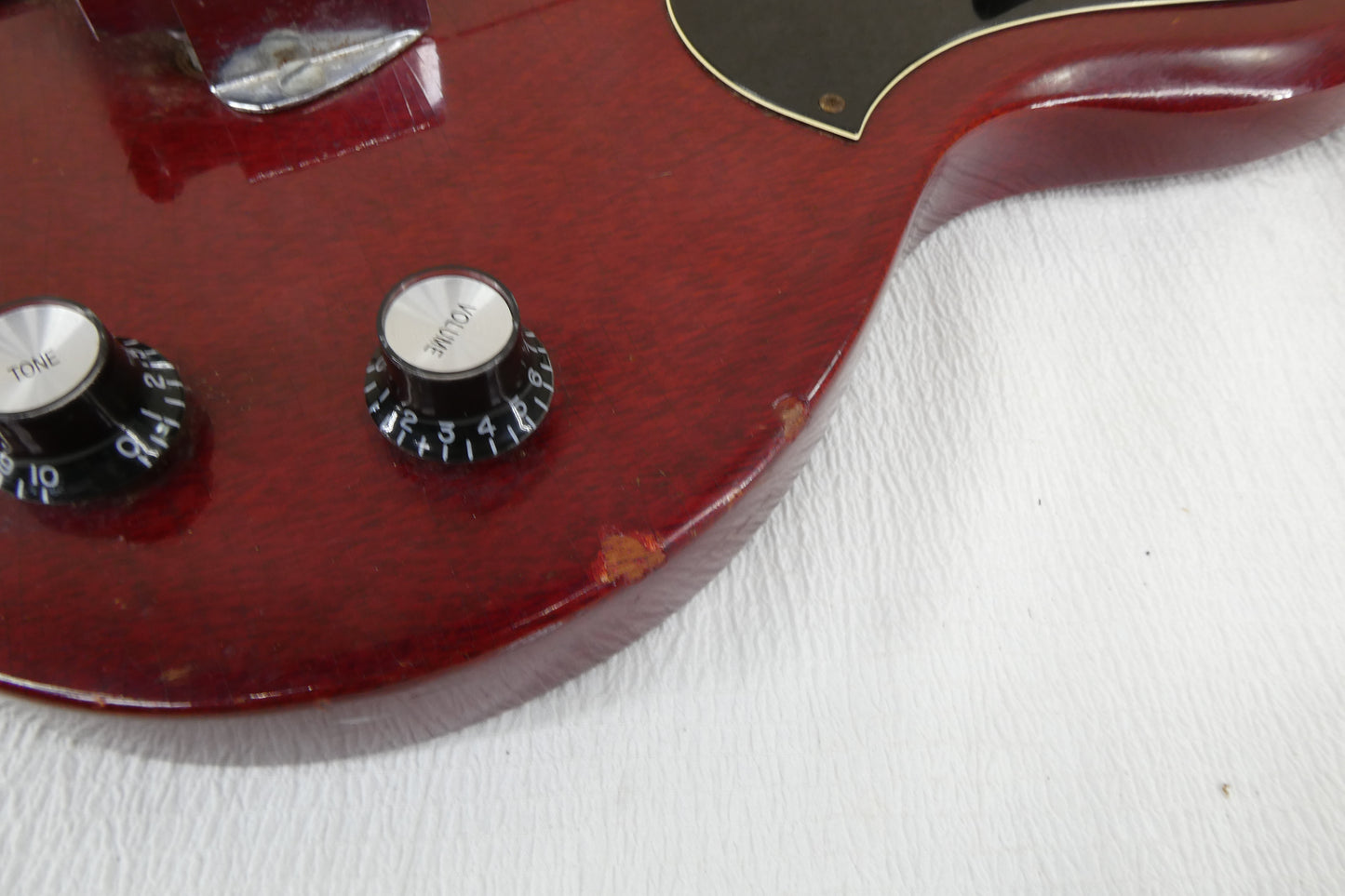 Gibson EB O 1969  Cherry Red W/ Newer Hardshell Case