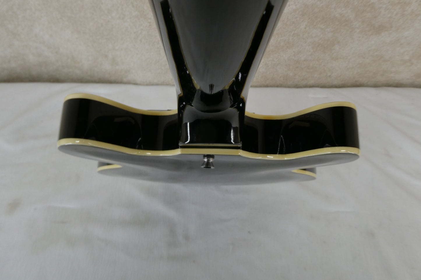 Firefly Semi Hollowbody humbucker guitar !