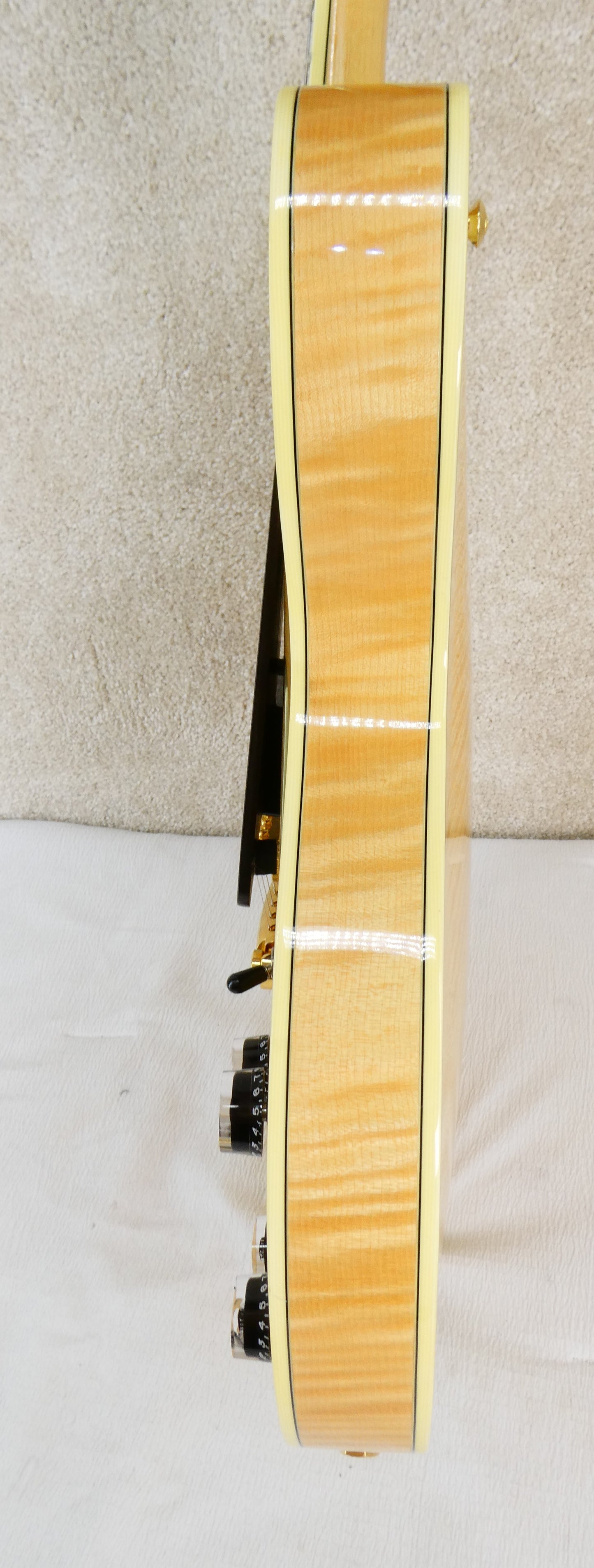 Eastman T 186 CST 2008 - Natural Gloss