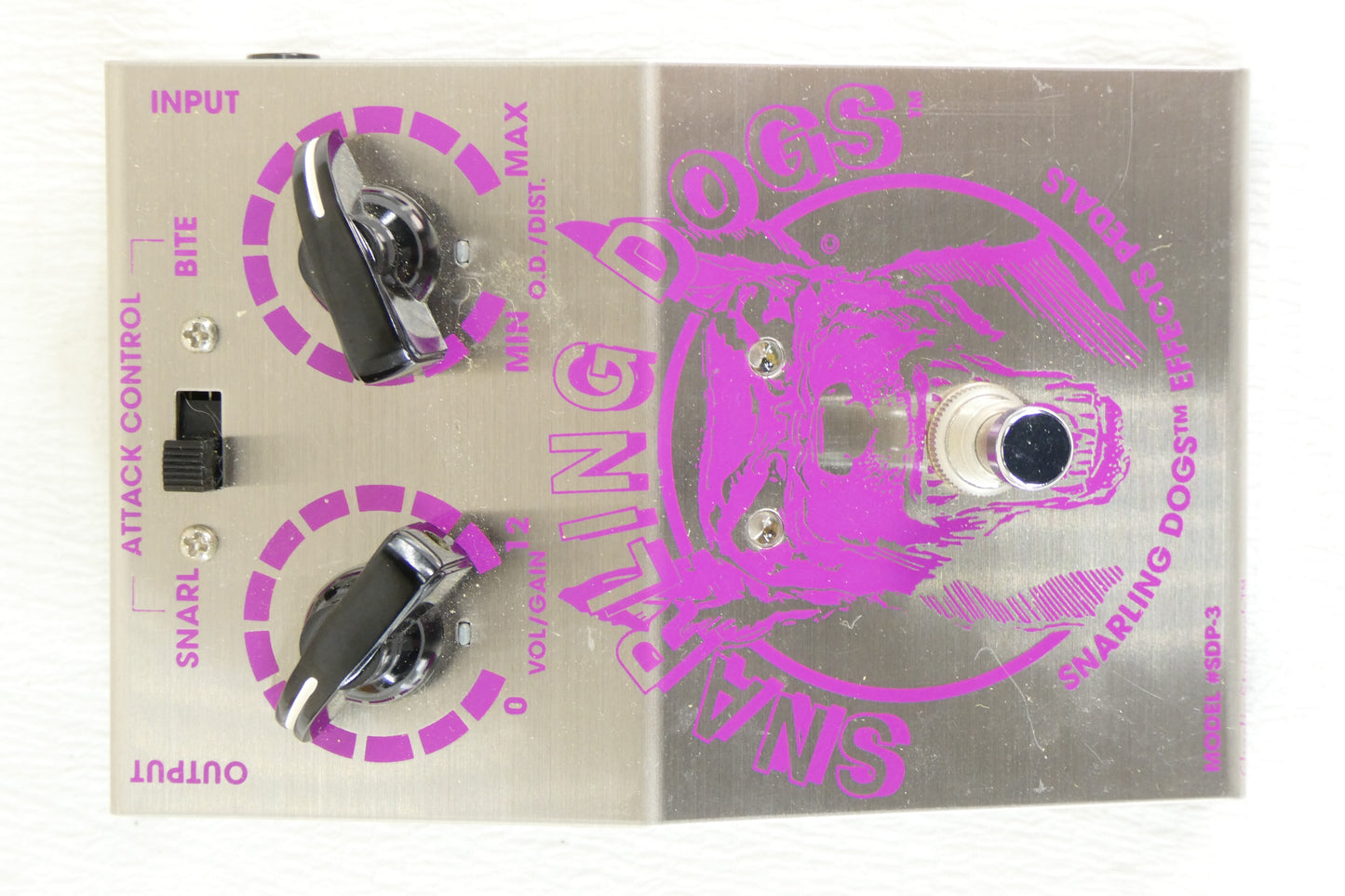 Fuzz Buzz Snarling Dogs